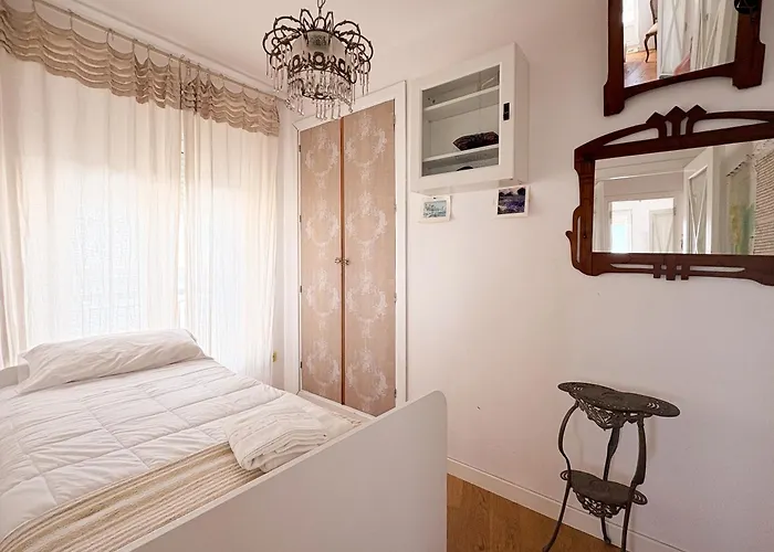 Balcon Al Mar Con Ascensor Grupo Ac Gestion *