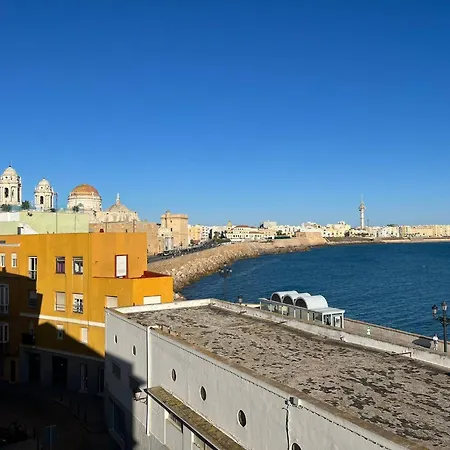 Balcon Al Mar Con Ascensor Grupo Ac Gestion Cadiz